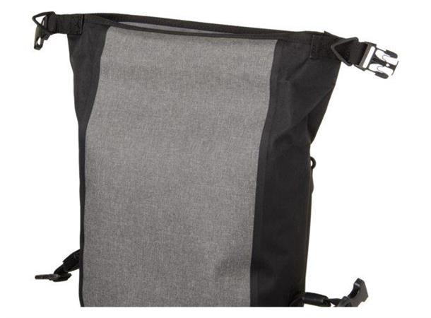 Agu Shelter Clean Vanntett Sideveske M Grå, 17L, 750g, 26x24x15cm 