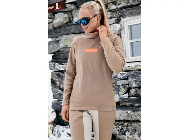 Dæhlie Sweater Cabin Wmn Myk og god fleecegenser, Desert taupe 