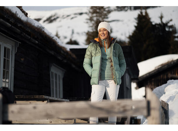 Dæhlie Jacket Graphene Wmn L Varm dunjakke med moderne design 