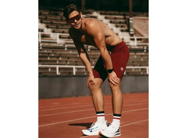 YMR Track Club Åsunden Mid Crew Socks Unisex sokker med god slitestyrke 