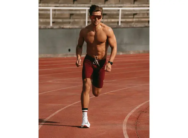 YMR Track Club Åsunden Mid Crew Socks Unisex sokker med god slitestyrke 