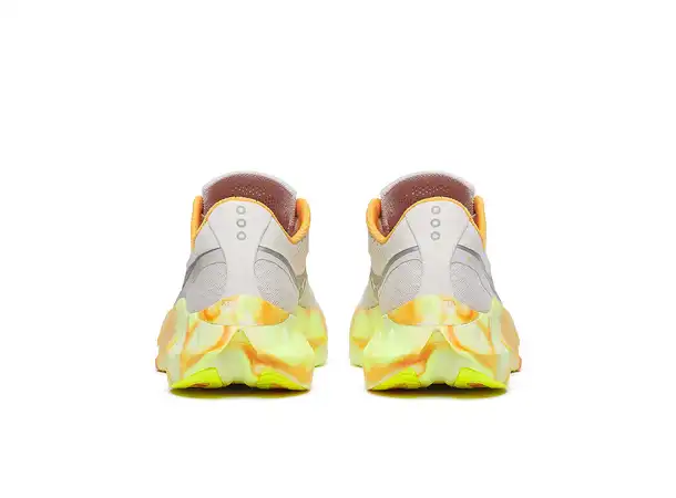 Saucony Endorphin Pro 4 Women Fog/peel, moderne konkurransesko 