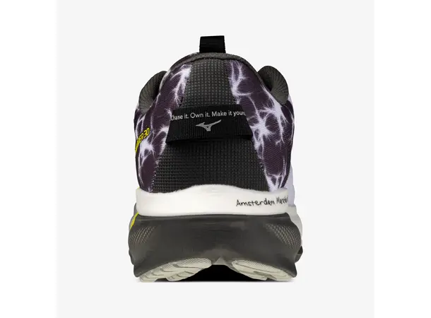 Mizuno Wave Rider 30 Lett, responsiv og allsidig løpesko 