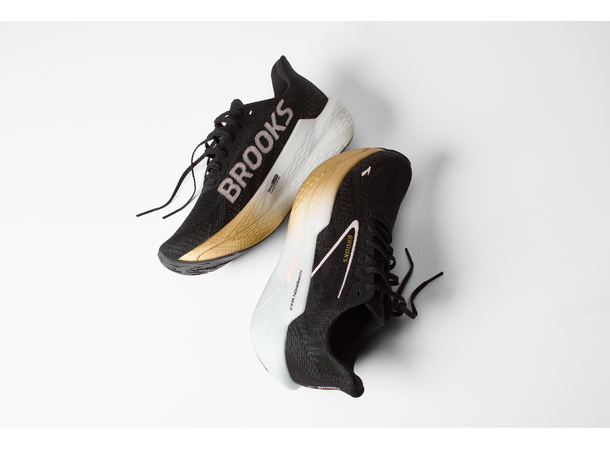 Brooks Hyperion Max 2 Women Black/gold/pink, responsiv supertrainer 