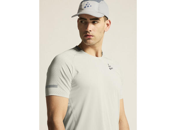 Craft PRO Hypervent Tee 2 M Tynn og lett løpe-t-skjorte, Cloud 