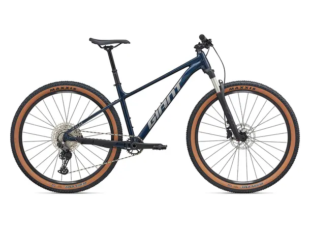 Giant Talon 29 0 Ultra Navy Lett, robust og klar for sti 