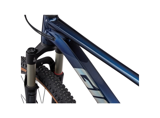 Giant Talon 29 0 Ultra Navy Lett, robust og klar for sti 