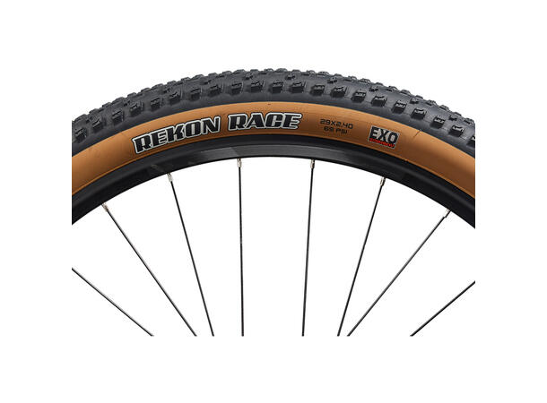 Giant Talon 29 0 Ultra Navy Lett, robust og klar for sti 