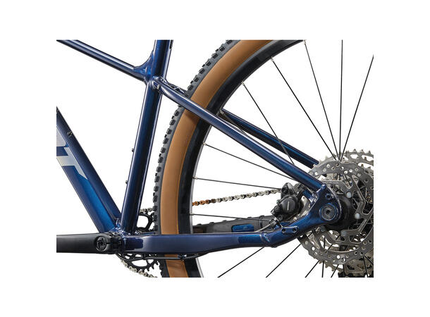 Giant Talon 29 0 Ultra Navy Lett, robust og klar for sti 