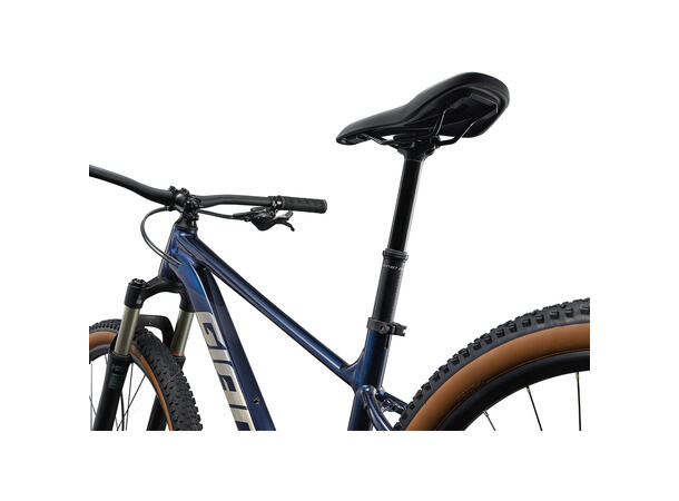 Giant Talon 29 0 Ultra Navy Lett, robust og klar for sti 