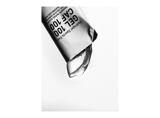 MAURTEN GEL 100 CAF 100 25 g karbohydrater og 100 mg koffein 