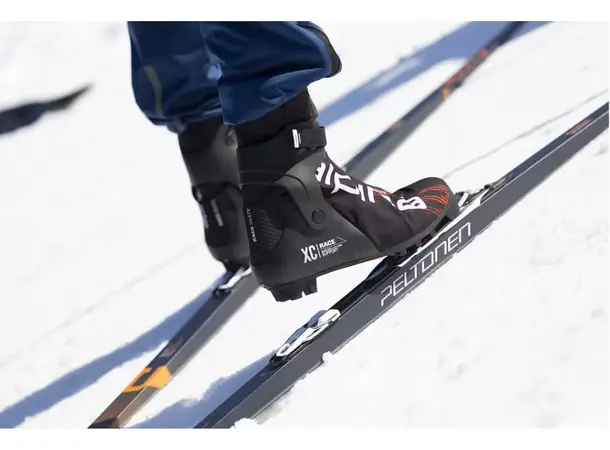 Alpina Race Skate Lett, responsiv og stabil skøytesko 