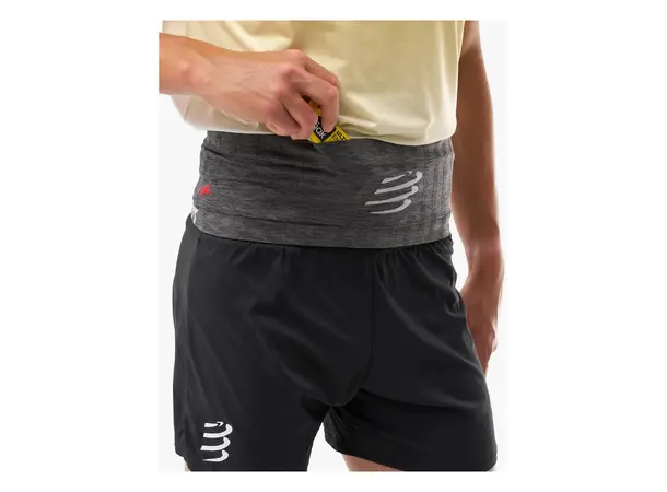 Compressport Free Belt Fleksibelt og minimalistisk løpebelte 