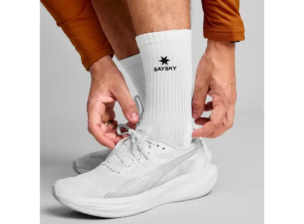 SAYSKY Pace High Socks Komfortabel ribbestrikket sokk 