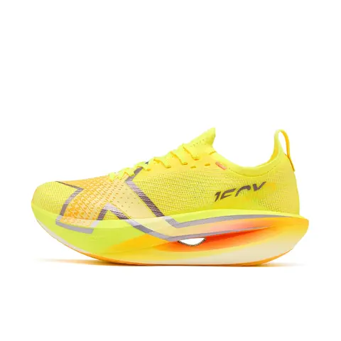 Xtep 160X 8.0 Pro W Ekstremt lett karbonski for 5k - maraton